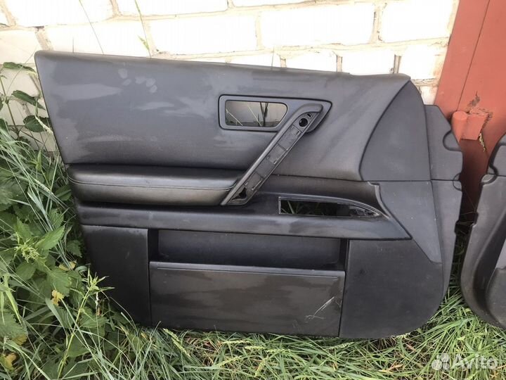 Обшивка передних дверей Infiniti FX35 (S50)