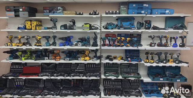 Гайковерт аккумуляторный Makita 600Нм