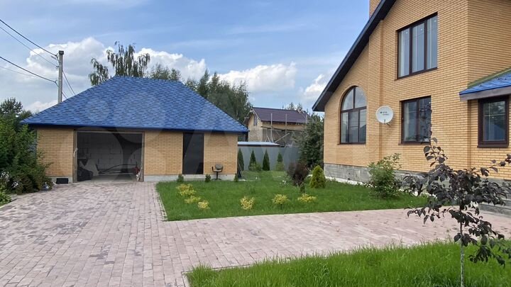 Дом 181 м² на участке 13 сот.