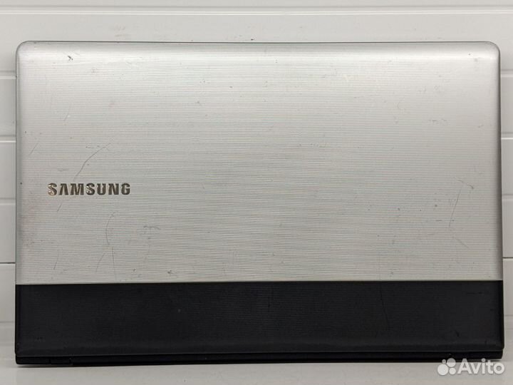 Samsung NP300E5A
