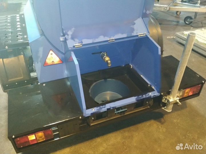 Прицеп-цистерна 700 литров