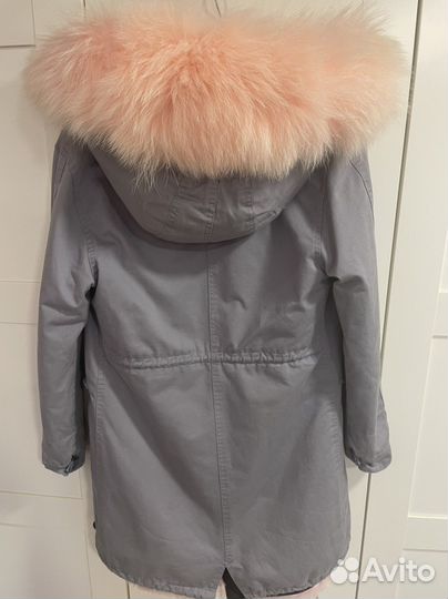 Парка женская с натуральным мехом 42