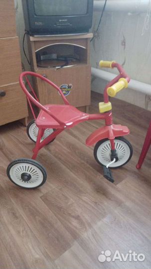 Трехколесный велосипед