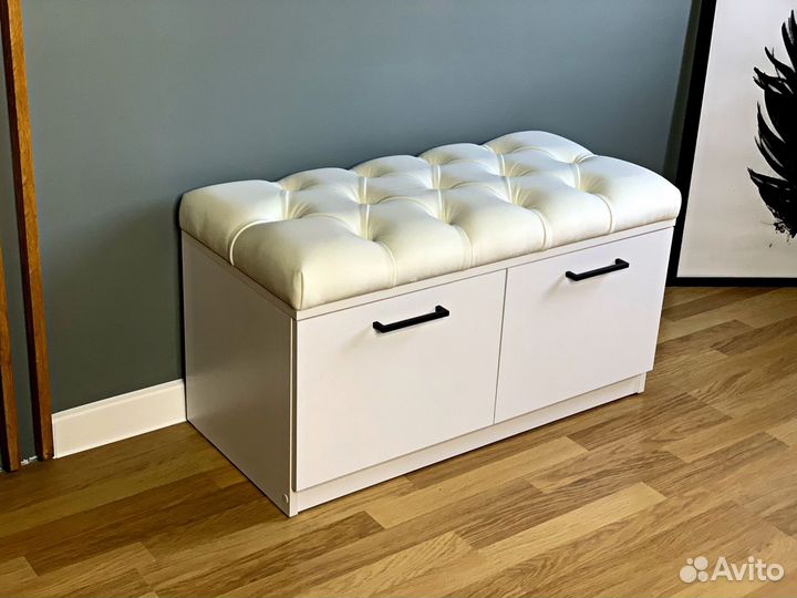 Банкетка с дверцами в прихожую