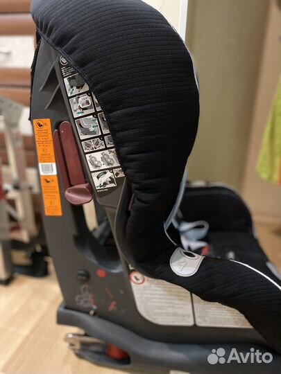 Детское автокресло Mercedes Benz 9 мес - 4 лет