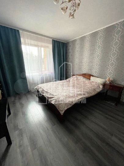 3-к. квартира, 103,5 м², 4/8 эт.