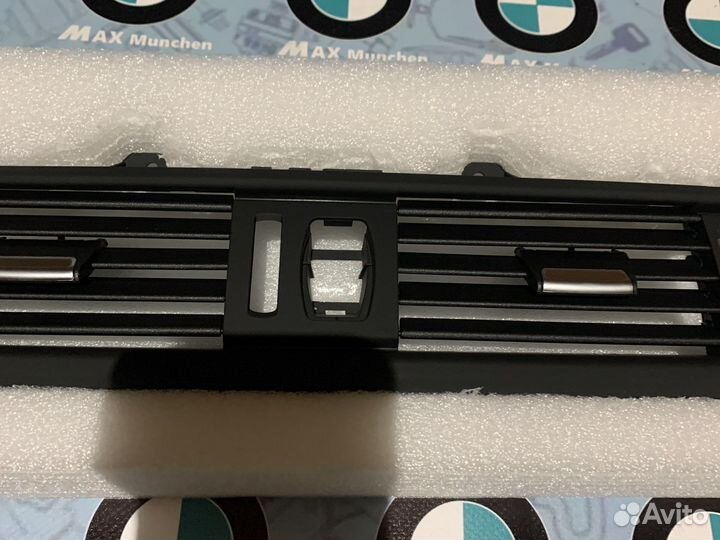 Решетка в торпеду Bmw F10 Обычная Бмв Ф10