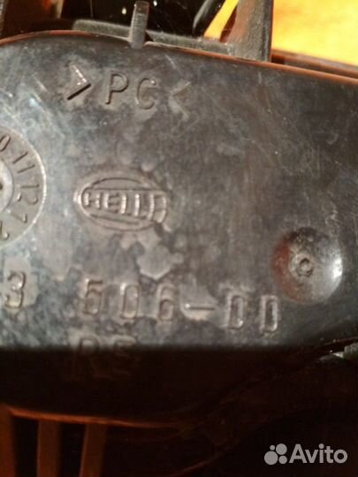 Фара правая Audi A3 8L hella