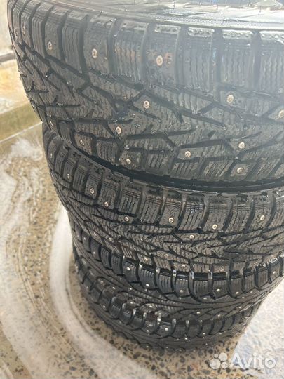 Новые зимние колеса р 13 ваз nokian/ болотки