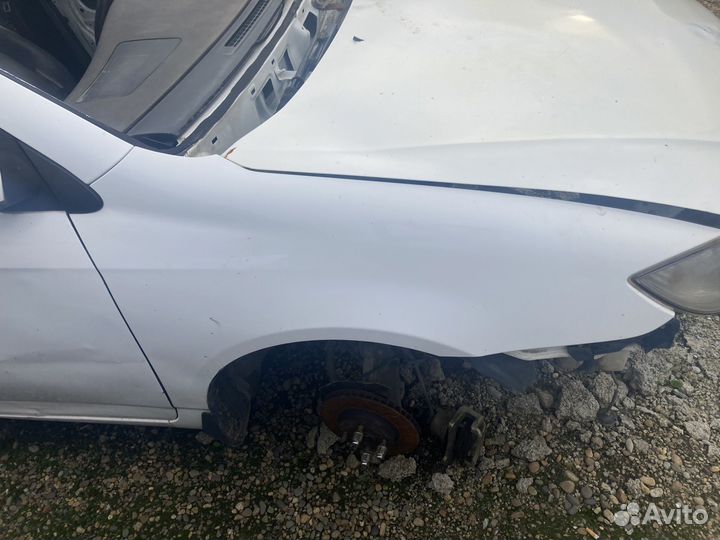 Переднее правое крыло Лифан Солано 620