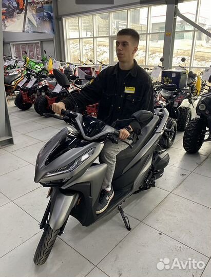 Скутер X-motors Inferno - 200cc - Honda Click