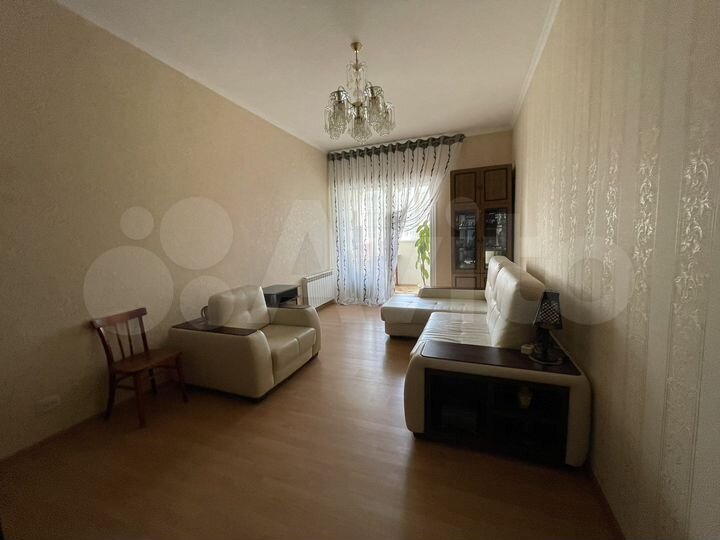 2-к. квартира, 56 м², 1/5 эт.
