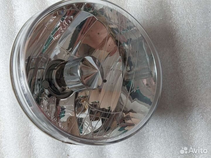 Противотуманная фара toyota spasio highlander
