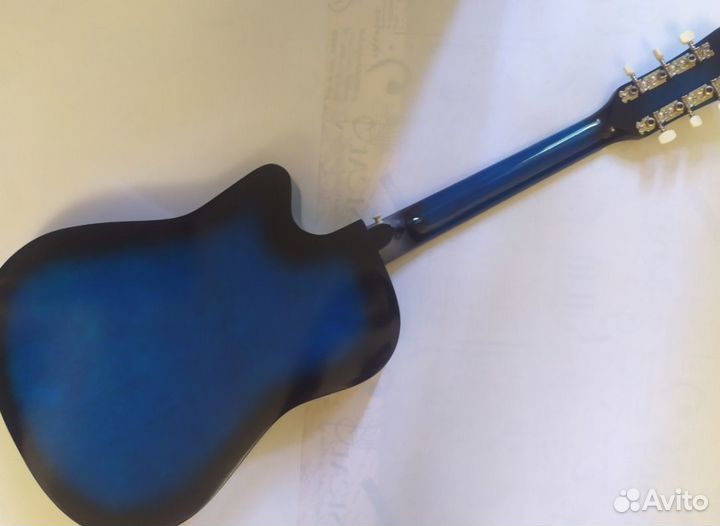 Гитара акустика