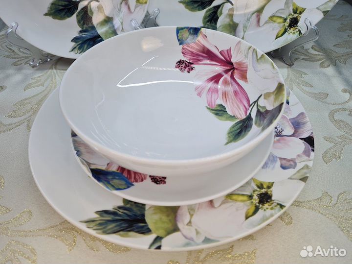 Тарелки серии Магнолия: суповые, обеденные, десерт