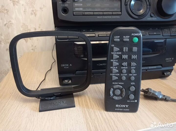 Музыкальный центр (Стерео система) sony