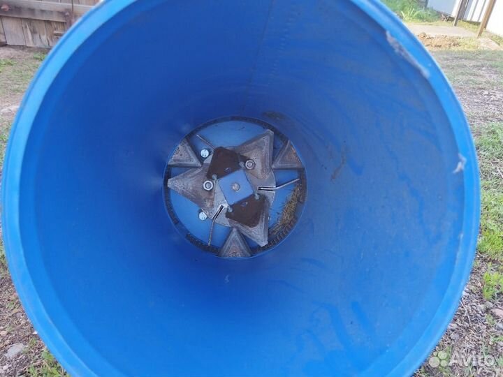 Гранулятор. Измельчитель сена. Зернодробилка