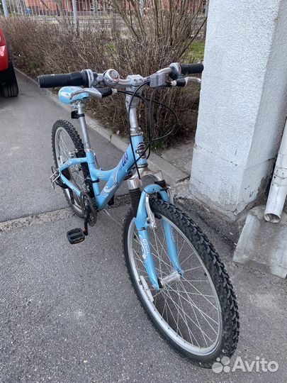 Подростковый велосипед Trek Mountaintrek 220