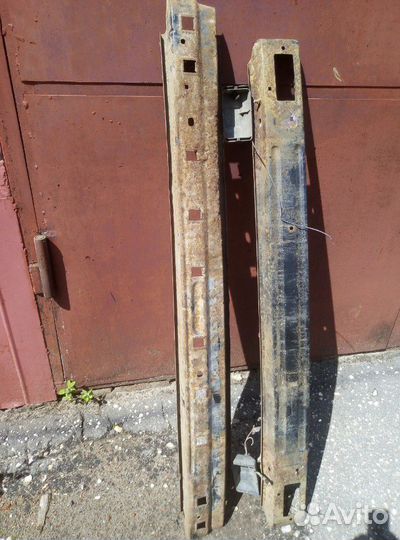 Бампер (усилитель)