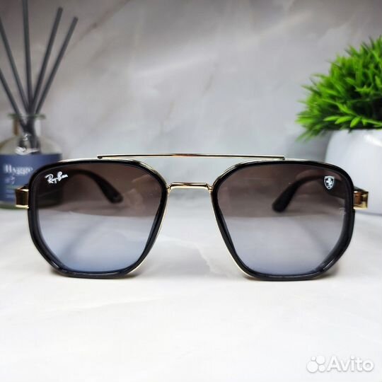 Солнцезащитные очки Ray Ban (хит сезона)