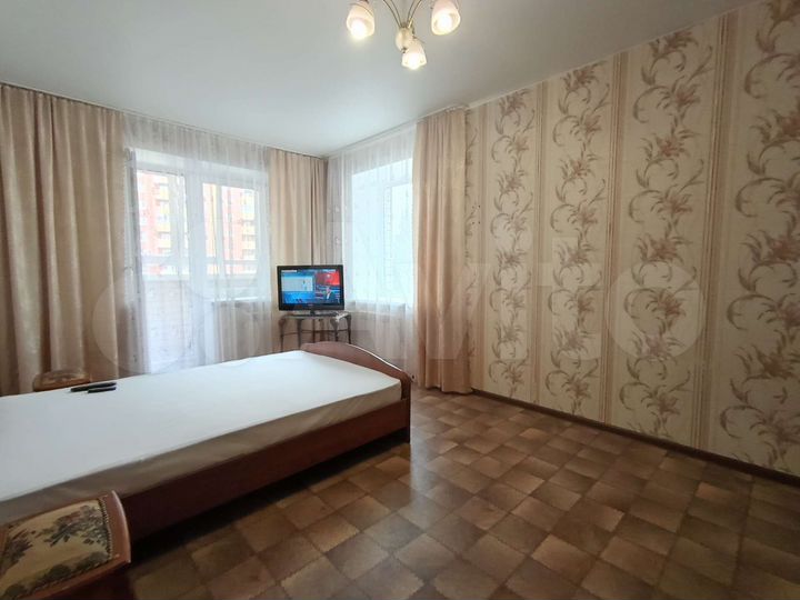 1-к. квартира, 42 м², 3/5 эт.