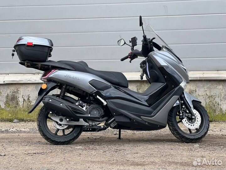 Новый скутер Jilang Макс Про (175 куб) Max