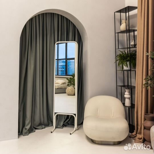 Зеркало напольное Balance на ножках, белый матовы