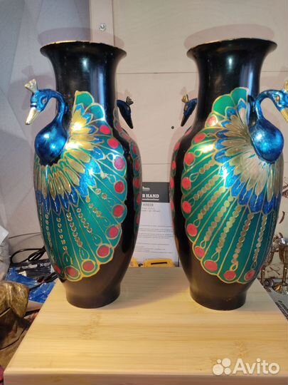 Парные вазы