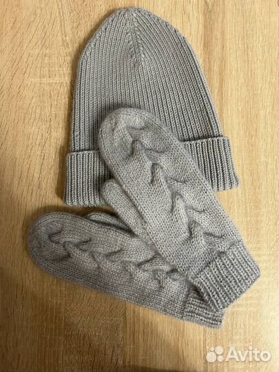 Шапка женская вязаная ручная работа