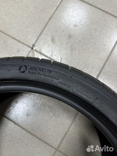 Michelin Pilot Sport 4 S 255/35 R19