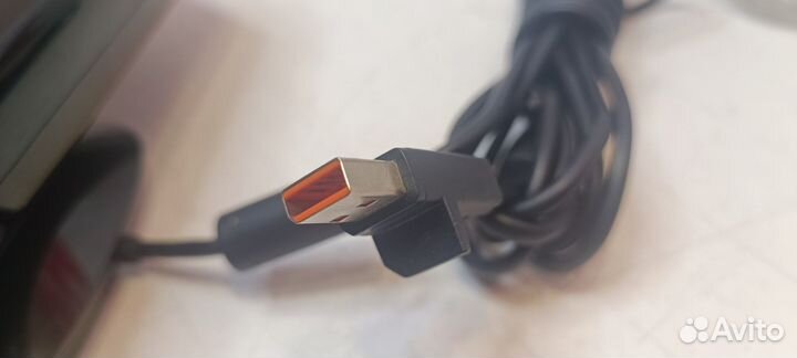 Сенсор движений Kinect для Xbox 360