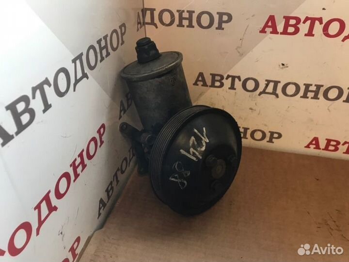 Насос гидроусилителя руля Mercedes-Benz E-Class