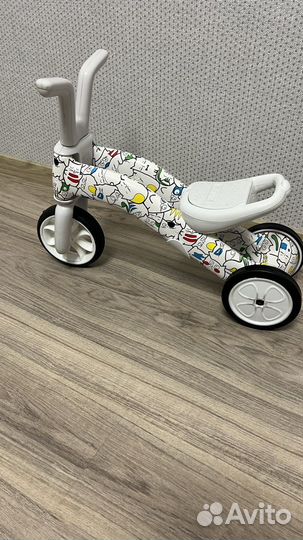 Беговел Chillafish Bunzi