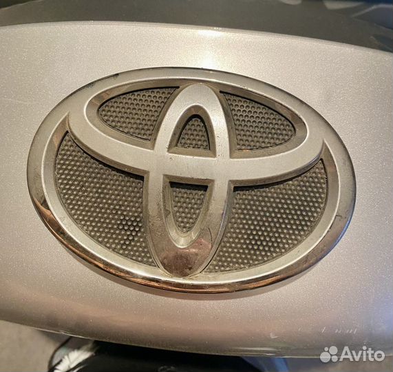 Продам эмблему