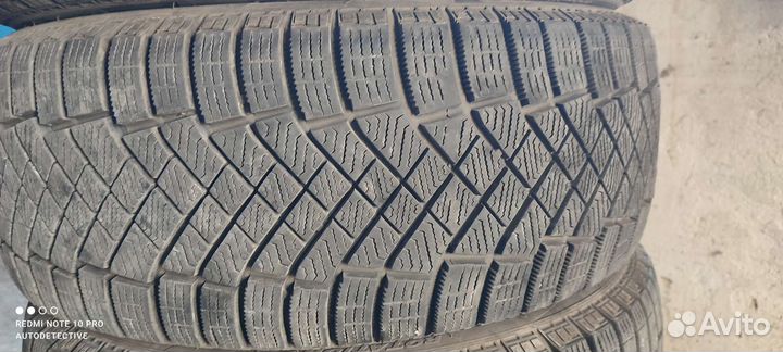 Pirelli Ice Zero FR 205/55 R16 94T