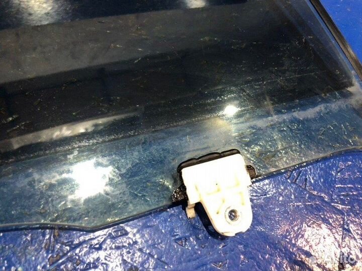 Стекло двери задней заднее правое Infiniti Q50 V37