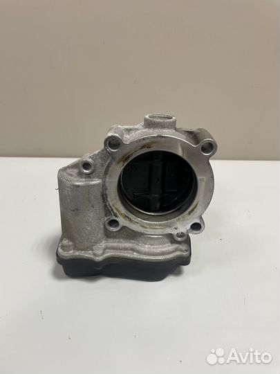 Дроссельная заслонка Фольксваген Пассат Б6