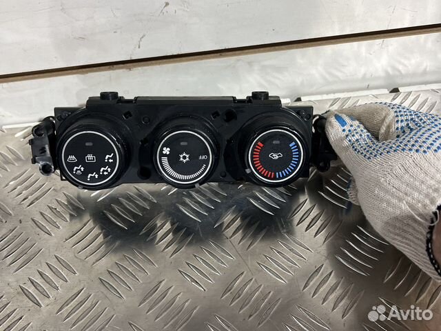 Блок управления печкой mitsubishi lancer 10