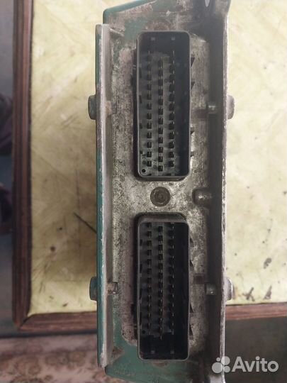 Блок управления двигателем volvo fh 12