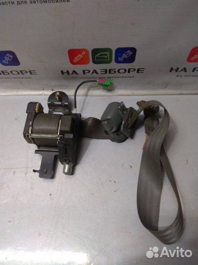 Ремень безопасности передний Toyota Avensis