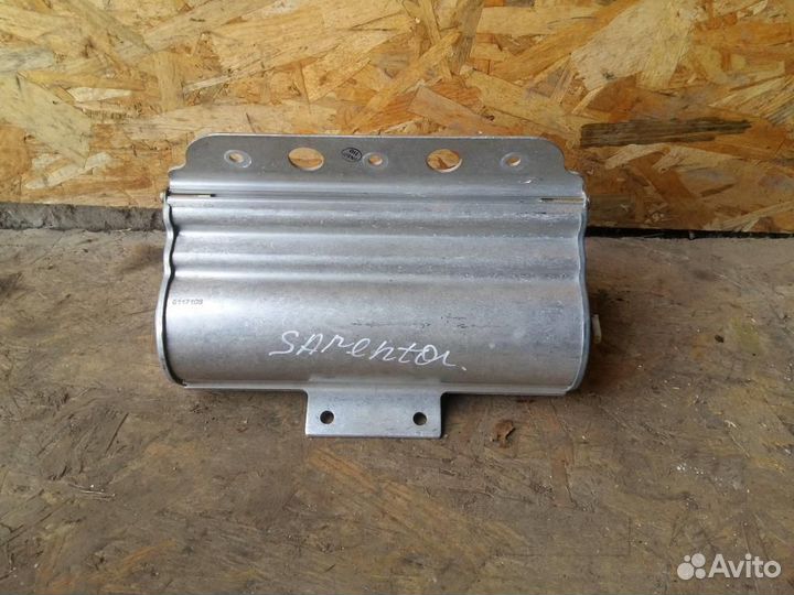 Подушка безопасности пассажира Kia Sorento 2002-2