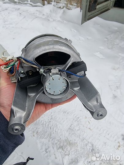 Двигатель от стиральной машины zanussi