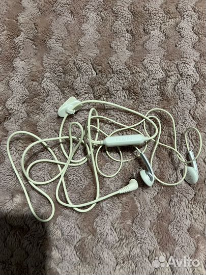Проводные наушники Philips