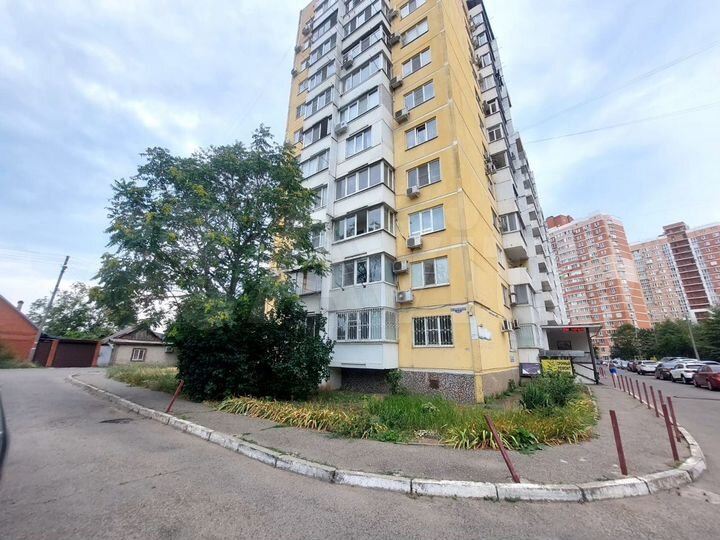 3-к. квартира, 90,8 м², 2/12 эт.