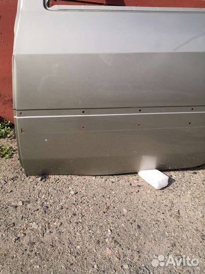 Задная дверь на Лада Ларгус