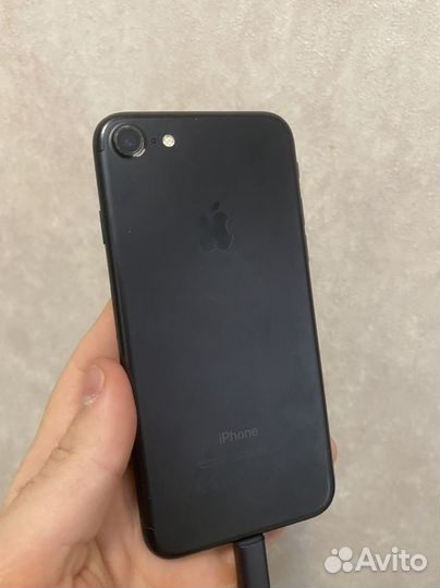 iPhone 7, 32 ГБ