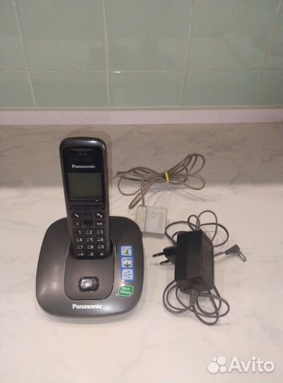 Телефон стационарный Panasonic KX-TG6411RU