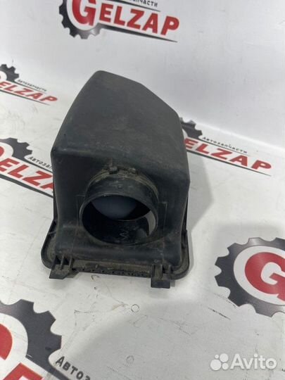 Крышка корпуса воздушного фильтра Kia Rio 3 G4FC 1