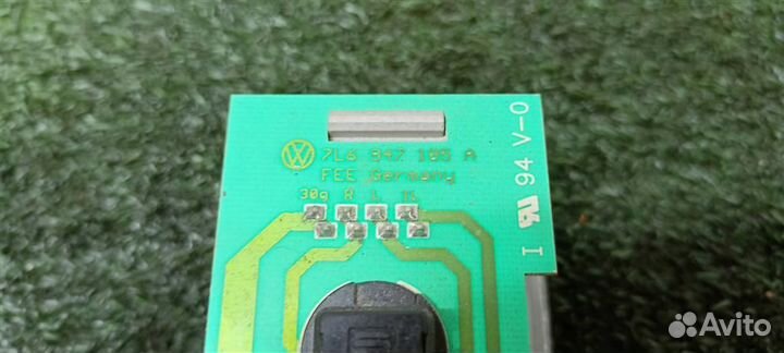 Плафон салонный VW Touareg 2002-2010