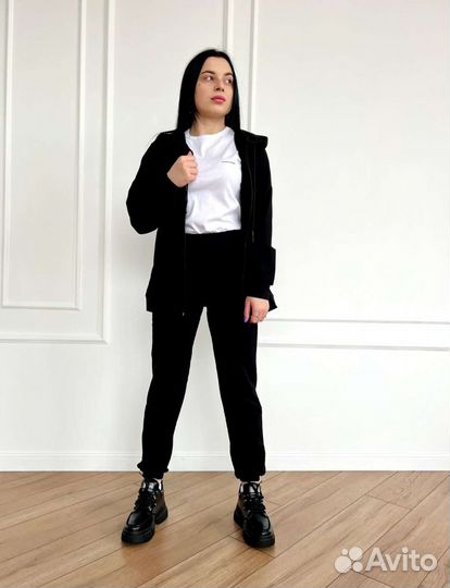 Костюм спортивный р.42-44